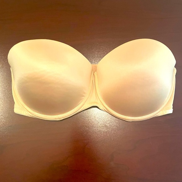 Calvin Klein Other - Calvin Klein strapless bra